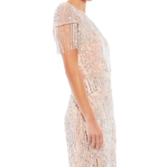 MAC DUGGAL 4715 EMBELLISHED FRINGE CAP SLEEVE PLATINUM TRUMPET GOWN sz 4 - Picture 4 of 6